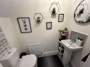 Photo 16- click for photo gallery